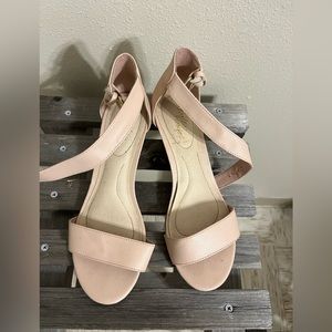 dexflex comfort women’s shoes